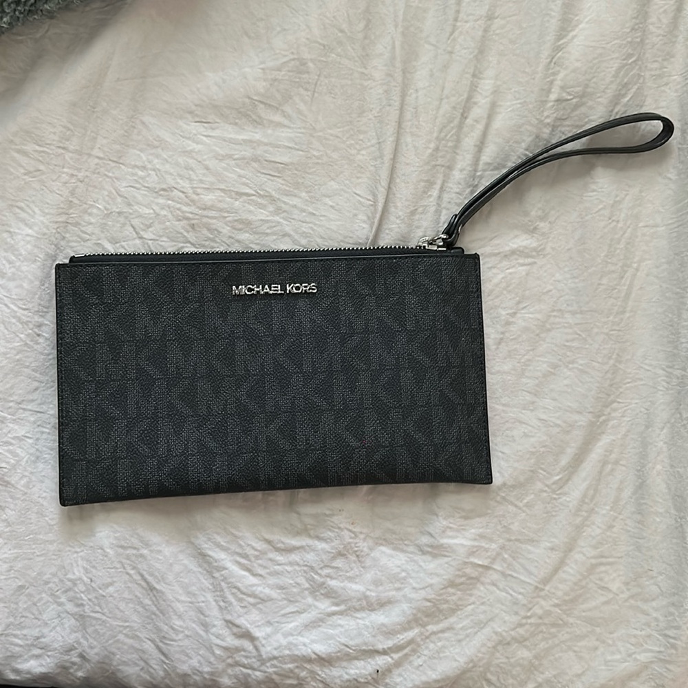 Michael Kors MK clutch